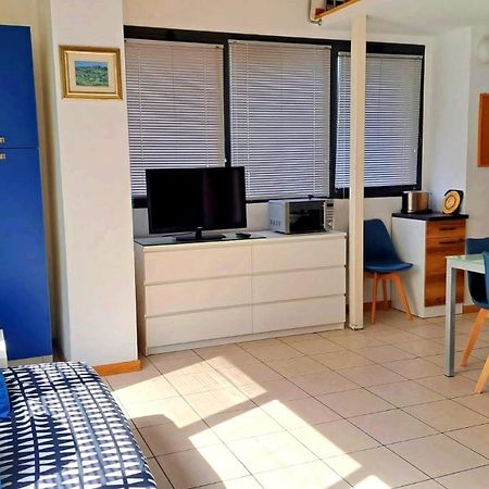 Gemme Fiorentine Apartments In Front Of The Train Station 5 Minutes From The Centre Free Parking Florence Exterior photo